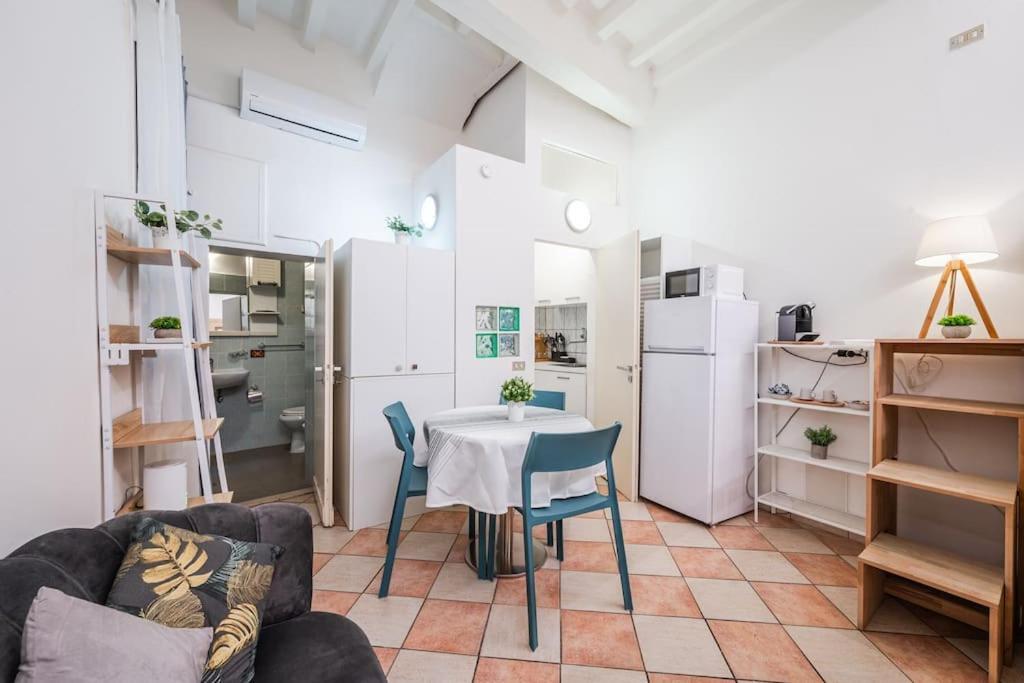 Pavarotti'S Suite In The Heart Of Modena Zewnętrze zdjęcie
