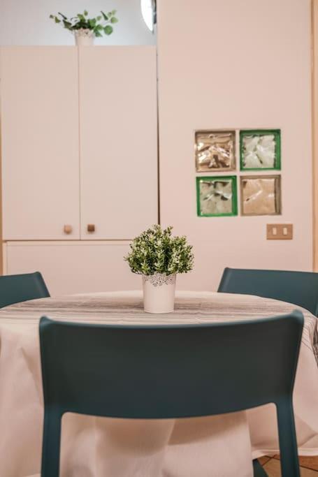 Pavarotti'S Suite In The Heart Of Modena Zewnętrze zdjęcie